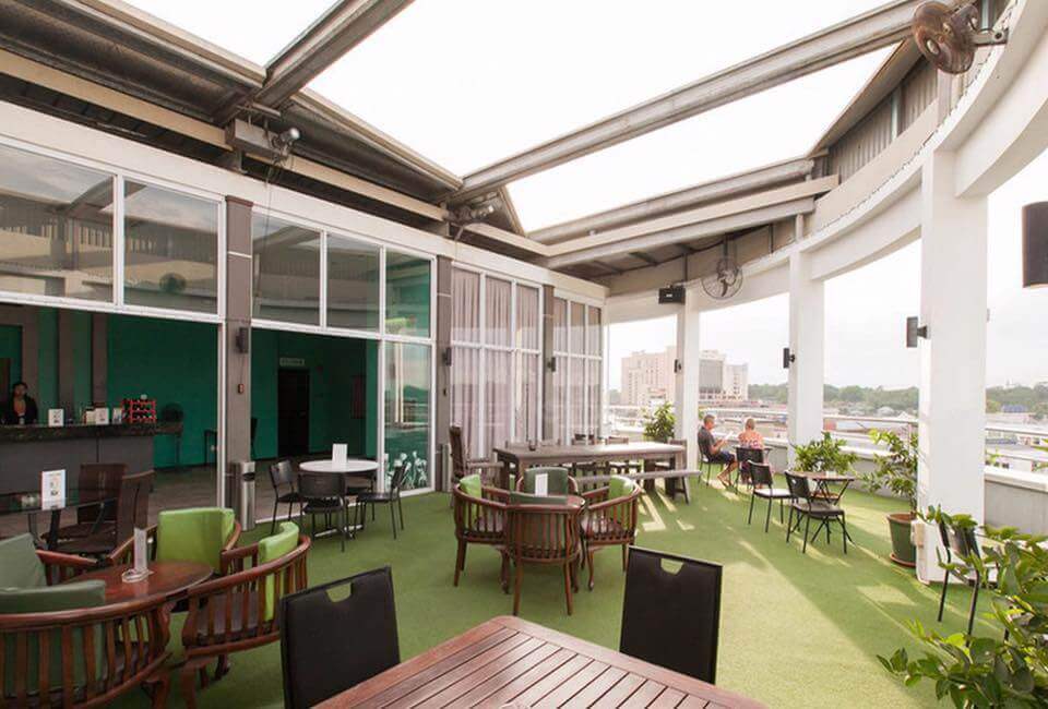 3 Port Cafe Dan Restoran Rooftop Yang Steady Di Kuching