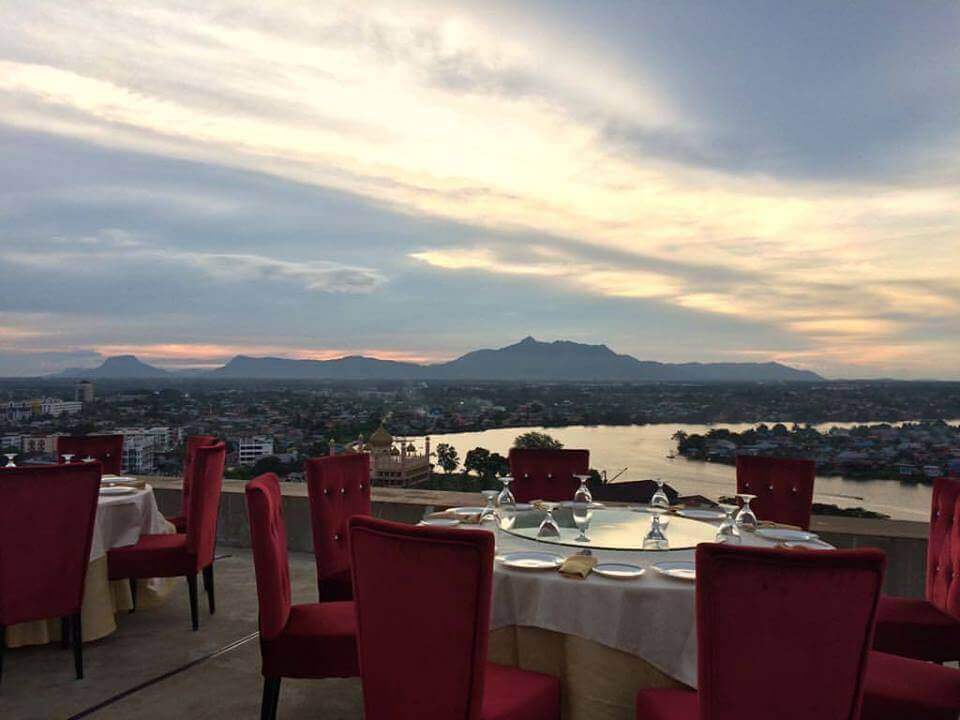 3 Port Cafe Dan Restoran Rooftop Yang Steady Di Kuching