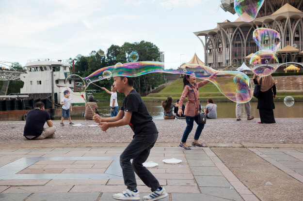 One Perfect Day in Kuching, According To Anthony Bourdain One Perfect Day in Kuching, According To Anthony Bourdain