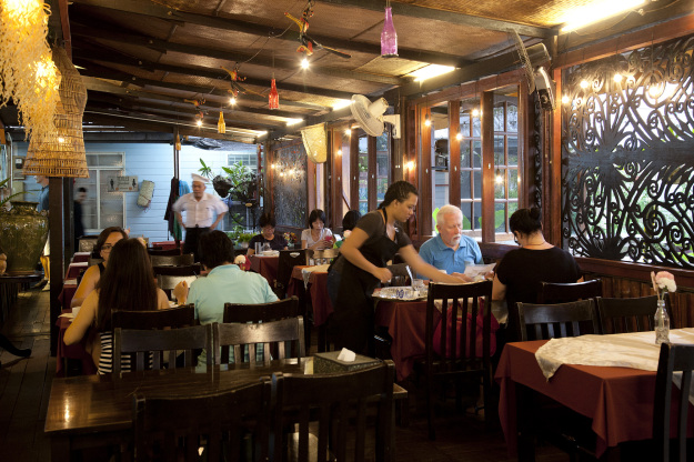 One Perfect Day in Kuching, According To Anthony Bourdain One Perfect Day in Kuching, According To Anthony Bourdain