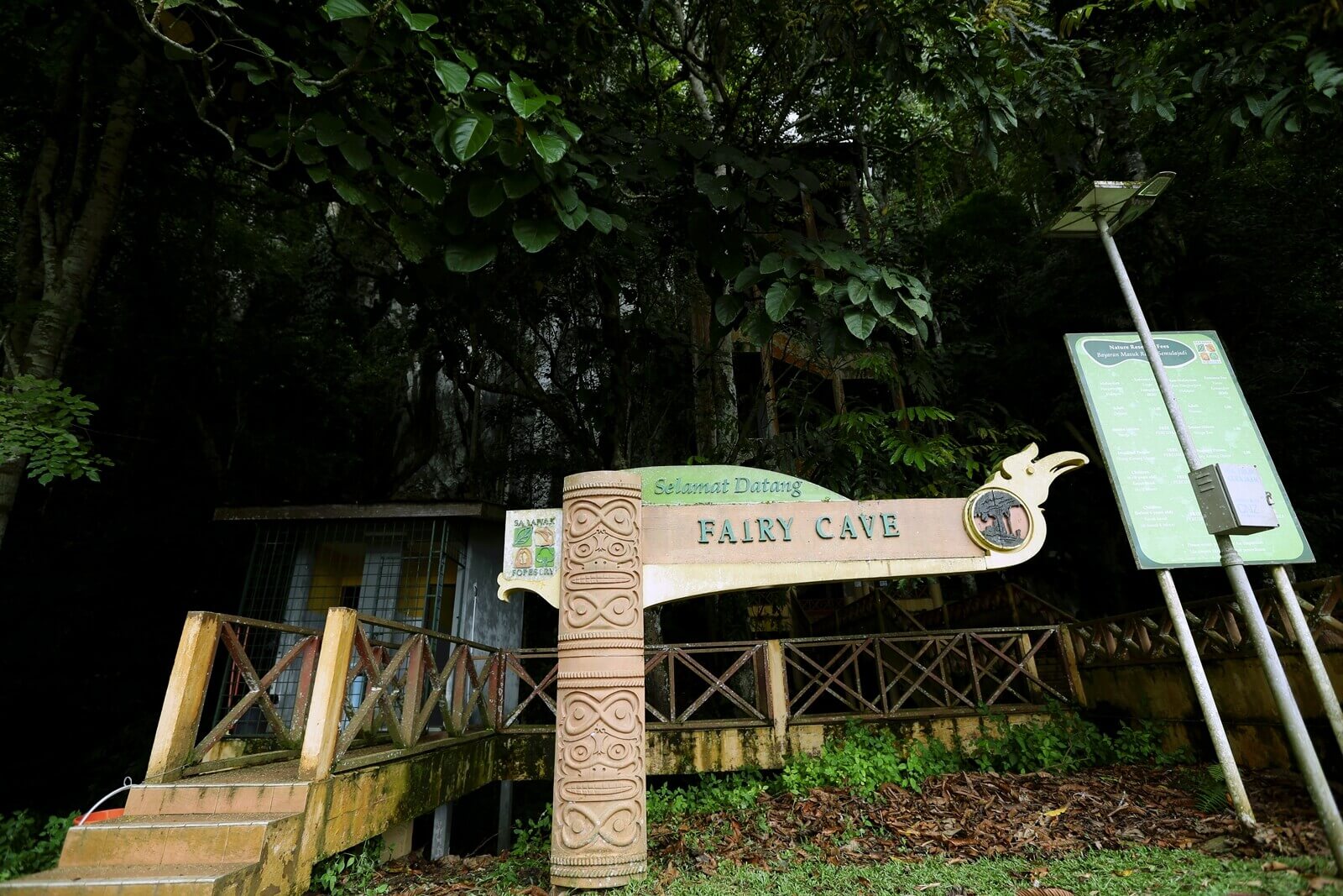 10 Tempat Menarik Yang Anda Perlu Kunjungi Di Sarawak Tahun Ini 10 Tempat Menarik Yang Anda Perlu Kunjungi Di Sarawak Tahun Ini