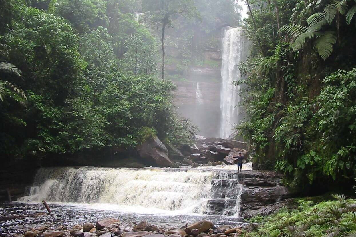 10 Tempat Menarik Yang Anda Perlu Kunjungi Di Sarawak Tahun Ini 10 Tempat Menarik Yang Anda Perlu Kunjungi Di Sarawak Tahun Ini