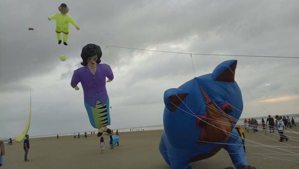 Jom Layan Layang-Layang Di Kabong Kite Festival 8-10 Mac