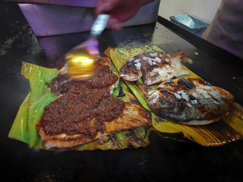 Ini Adalah 3 Rumah Asap Di Sekitar Kuching Anda Boleh Cuba