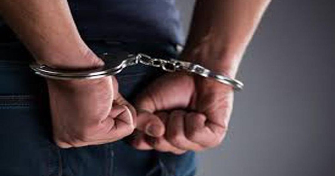 Akibat Tidak Diberi Wang, Penganggur Ini Mengamuk Dan Rosakkan Pintu
