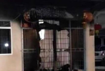 Rumah Terbakar Dilempar Molotov Coctail, Suspek Kini Diburu